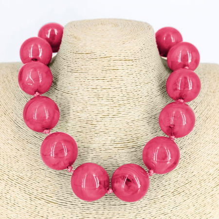 Coliere & Lanțuri - Colier scurt in stil retro, cu bile mari fucsia