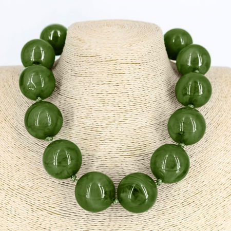 Coliere & Lanțuri - Colier scurt in stil retro, cu bile mari verzi, kaki