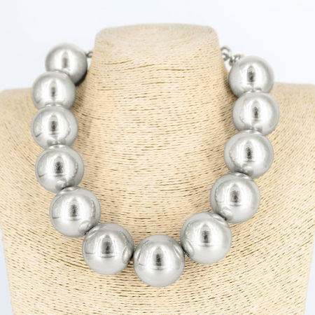 Coliere & Lanțuri - Colier scurt in stil retro, cu bile mari argintii