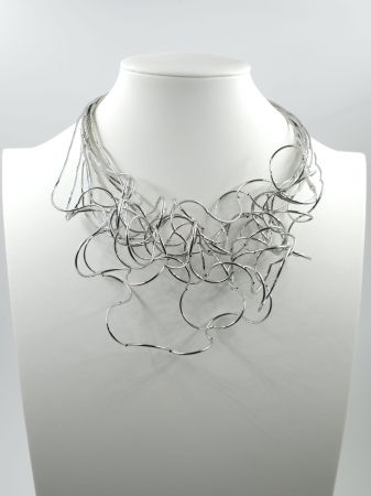 BIJUTERII - Colier scurt statement din multe siruri, cu bucle in cascada, argintiu