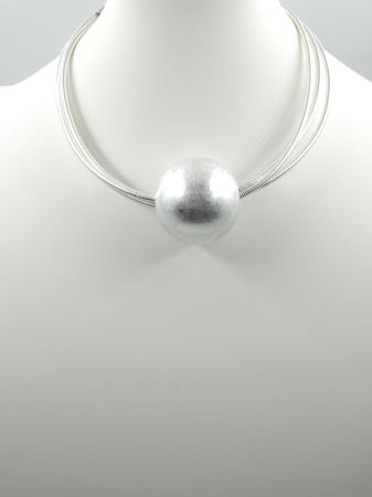 Colier semirigid cu bila metalica argintie antichizata [2]