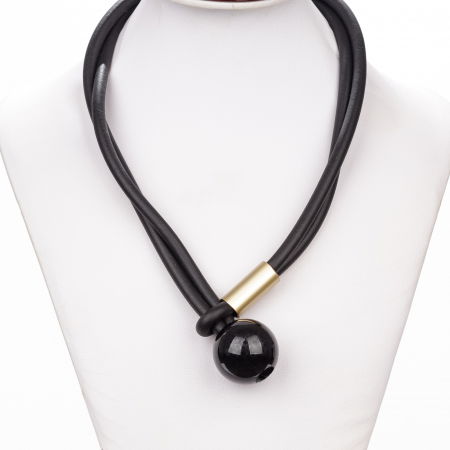 Coliere & Lanțuri - Colier silicon negru cu detaliu auriu si bila neagra