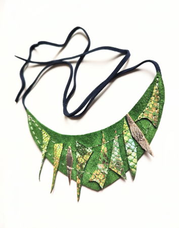 Bijuterii Noutați - Colier smarald   statement din piele naturala, spirit festiv ,unicat