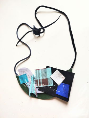 Coliere si Cercei Handmade - Colier statement din piele naturala ,nuante smarald,bleu,albastru