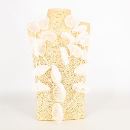Coliere & Lanțuri - Colier statement alb cu petale textile de mac 3D din organza - design artistic italian - Copie
