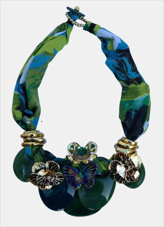 Colier statement verde cu flori aurii și fluture – stil italian [1]