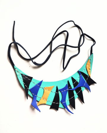 Colier  turcoaz cu insertii din piele naturala, festiv ,unicat [1]