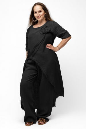 Pantaloni din In - Compleu cu flori aplicate din in, cu bluza tunica mai lunga in spate si pantaloni, negru