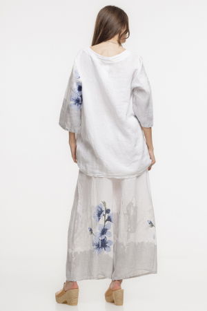 Compleu alb din in cu imprimeu pastel albastru si gri - bluza cu pantaloni - OUTFIT VARA [3]