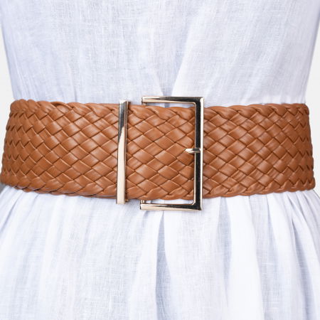 ACCESORII DAMĂ - Curea impletita maro deschis de 7 cm, din piele ecologica cu catarama metalica aurie dreptunghiulara