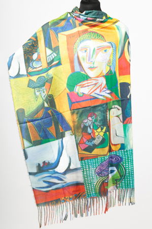 Esarfa cashmere cu doua fete imprimata cu reproducere dupa " Woman dressing her hair" a lui Picasso [1]