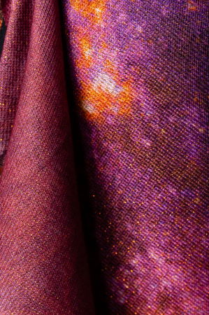 Esarfa cashmere cu fir din lurex, nuante de corai Galaxy [1]