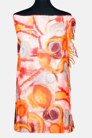 Eșarfe tip Cashmere - Esarfa cashmere cu modele multicolore in nuante de portocaliu si gri pe fond roz