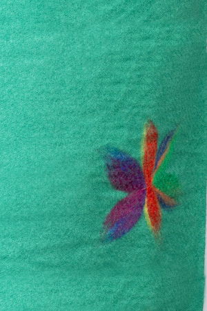 Esarfa cashmere dreptunghiulara verde cu flori multicolore [1]