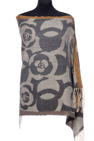 Eșarfe tip Cashmere - Esarfa casmir cu imprimeu floral stilizat pe fond negru