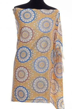 ACCESORII DAMĂ - Esarfa casmir cu imprimeu mandale si inimi pe fond galben