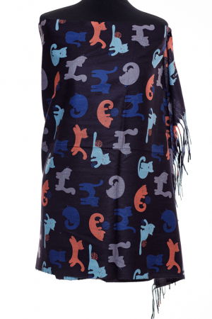 Esarfa casmir cu imprimeu pisicute jucause pe fond negru