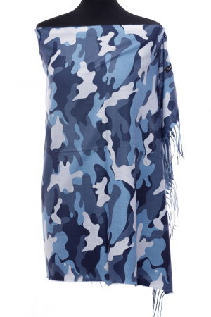 Esarfa casmir unisex cu imprimeu army pe fond albastru