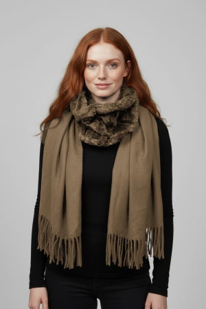 Eșarfe tip Cashmere - Eșarfă cu blăniță ecologică pe centru și franjuri decorative, camel