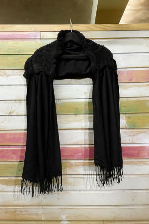 Eșarfă cu blăniță ecologică pe centru și franjuri decorative, neagra [2]