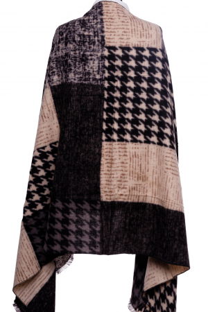 Esarfa din casmir cu patrate si jocuri de linii in nuante de bej si negru [1]