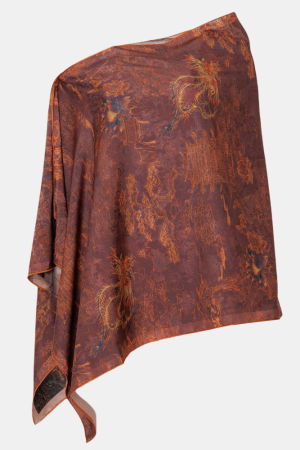 Esarfa dreptunghiulara cu doua fete, din matase, cu imprimeu oriental cu lotusi in nuante galben auriu [1]