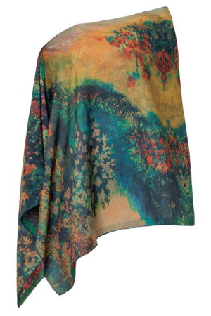 Esarfa dreptunghiulara cu doua fete, din matase, cu imprimeu vegetal in nuante de verde, rosu si galben auriu [1]