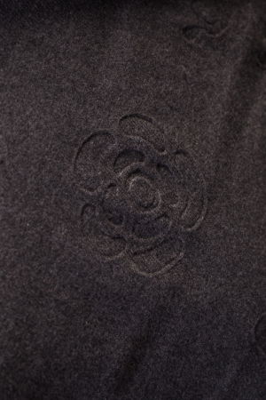 Esarfa cashmere dreptunghiulara gri cu modele embosate [1]