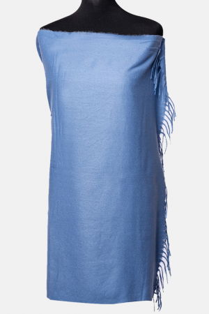 Eșarfe tip Cashmere - Esarfa dreptunghiulara albastru deschis din material gros tip cashmere