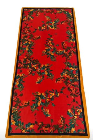 Eșarfe din Mătase - Esarfa dreptunghiulara tip pareo, cu imprimeu floral pe fond rosu