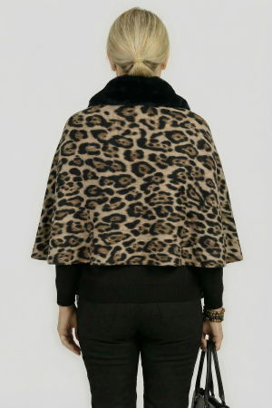 Eșarfă eleganta cu blăniță ecologică pe centru și franjuri, imprimeu animal print negru cu bej [1]