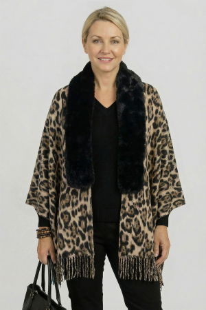 ACCESORII DAMĂ - Eșarfă eleganta cu blăniță ecologică pe centru și franjuri, imprimeu animal print negru cu bej