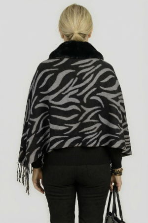 Eșarfă eleganta cu blăniță ecologică pe centru și franjuri decorativi, imprimeu negru si gri [1]