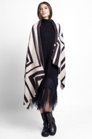 Esarfa mare tip sal cu dubla fata, imprimeu joc de linii cu negru si alb [2]