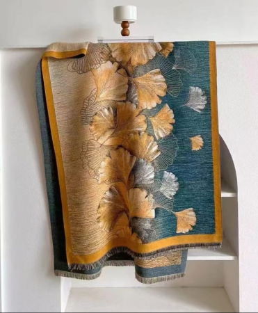 Eșarfe tip Cashmere - Esarfa premium din lana si vascoza cu frunze de ginko in nunate de mustar su turcoaz inchis