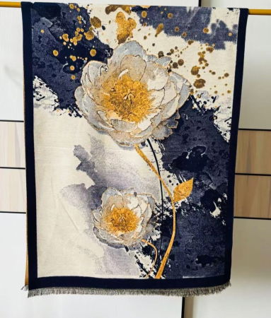 Eșarfe tip Cashmere - Esarfa premium din lana si vascoza cu bujori albi pe fond ivoriu si bleumarin