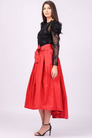 Fusta rosie, cu trena, ampla, din tafta [1]
