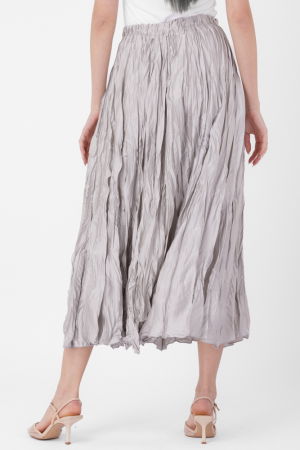 Fusta lunga, ampla, creponata, lucios-satinata, gri deschis [2]