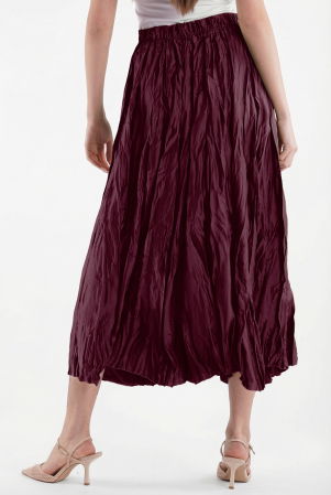 Fusta lunga, ampla, creponata, lucios-satinata, visinie [2]