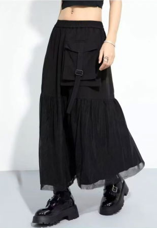 Fuste Casual - Fusta lunga cu insertie de tulle si buzunar aplicat, neagra
