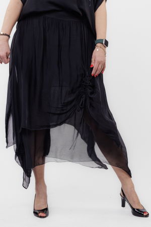 Fuste din Mătase și Văscoza - Fusta lunga in colturi, din matase si vascoza, suprapusa, cu snur vertical, neagra