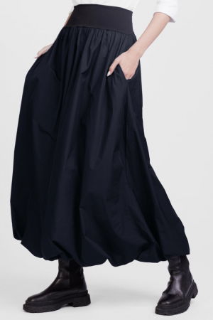 Fusta lunga gogosar, din tafta subtire bleumarin inchis [2]