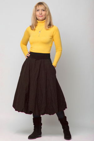 Fuste masuri mari - Fusta maro midi, tip gogosar, din tafta cu memorie