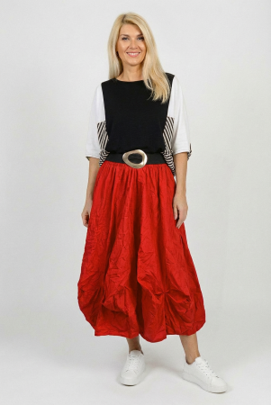 ÎMBRĂCĂMINTE - Fusta midi ampla din bumbac, cu fronseuri si buzunare, rosie