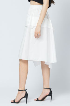 Fusta alba, eleganta, din bumbac satinat cu volan aplicat [1]