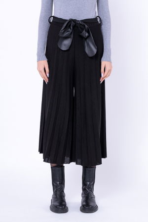 Fusta pantalon din jerseu plisat negru [2]