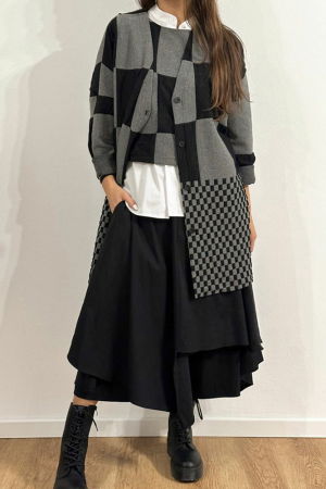 Fusta pantalon neagra, suprapusa, asimetrica, eleganta si spectaculoasa [2]