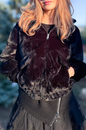 Geaca din blanita artificiala neagra [5]