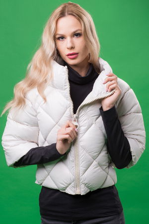 Geaca Monte Cervino bej ivoire cu maneci 3/4 si guler inalt [1]