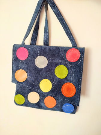 Genți si Plicuri Handmade din Piele - Geanta bleumarin cu buline  aplicate